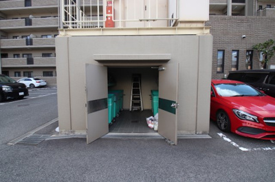 【その他共用部分】 | イトーピア泉北深井 | 敷地内ゴミ捨場