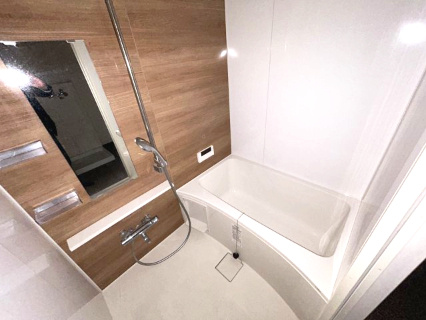 パークタウン五領第８団地５号棟（504）の浴室|きれいなお風呂です