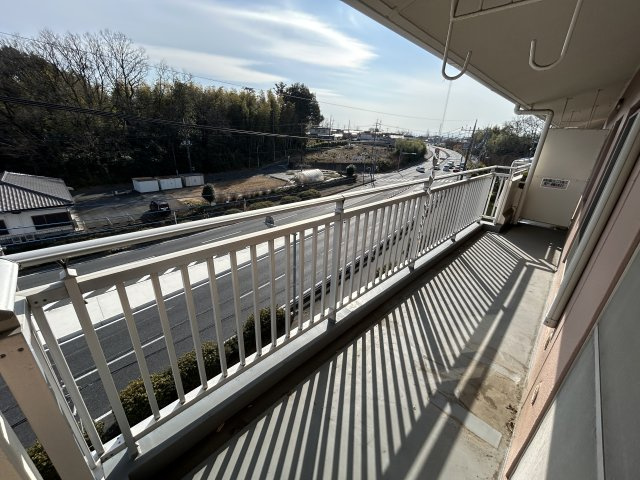 パークタウン五領第８団地５号棟（504）のバルコニー