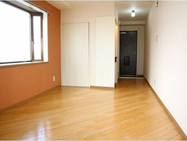 明和ハイツ南江口の洋室