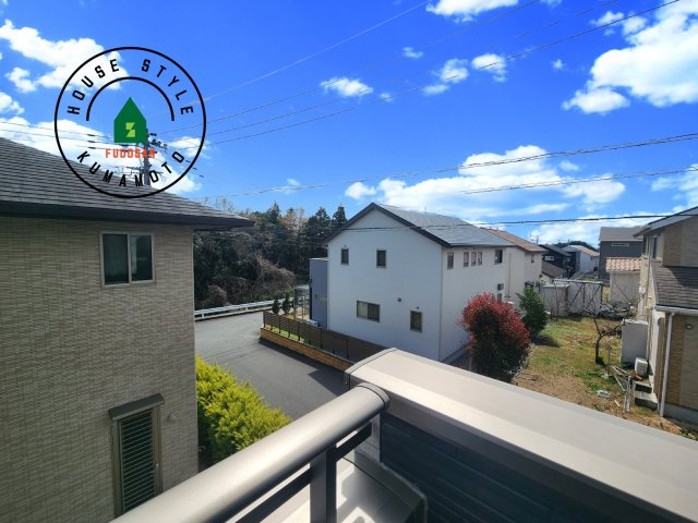 菊池郡大津町美咲野4丁目第1-1棟（1号棟）　の展望|窓から緑が見える物件も魅力的です。