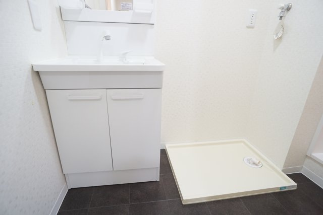 プラム中彦の洗面所