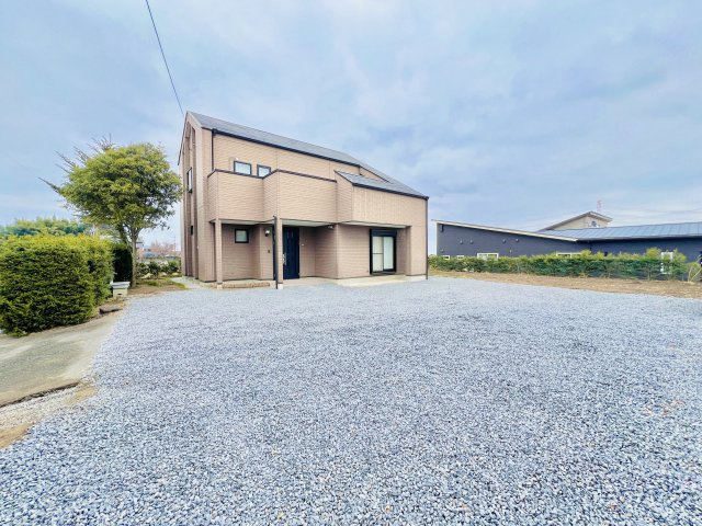 榛東村広馬場の外観|敷地168坪で、4~5台駐車可能♪