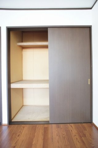 大道北ハイツＢの収納