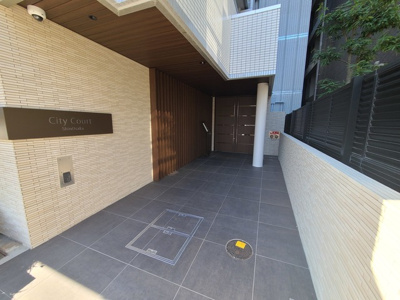 【エントランス】 | シティコート新大阪 | 外観とマッチしたエントランスです