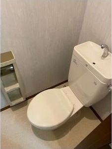 ブルーキューブのトイレ