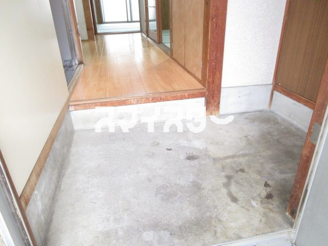 コーポ正和の玄関