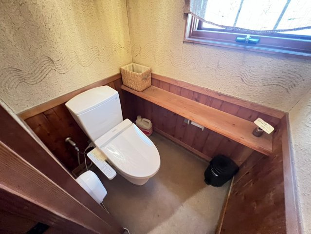 新川町6丁目貸店舗のトイレ