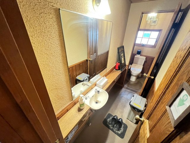 新川町6丁目貸店舗のトイレ