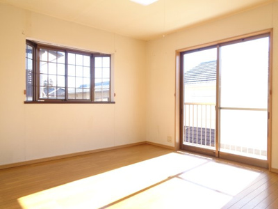 【洋室】 | 津市河辺町