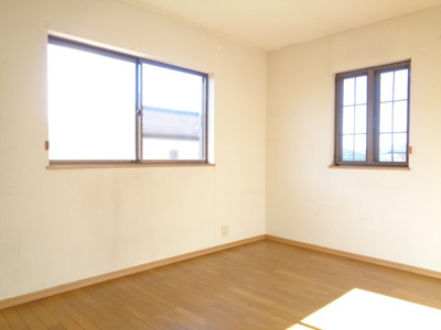 【洋室】 | 津市河辺町