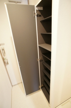 リブリ・ミッドサマーの収納