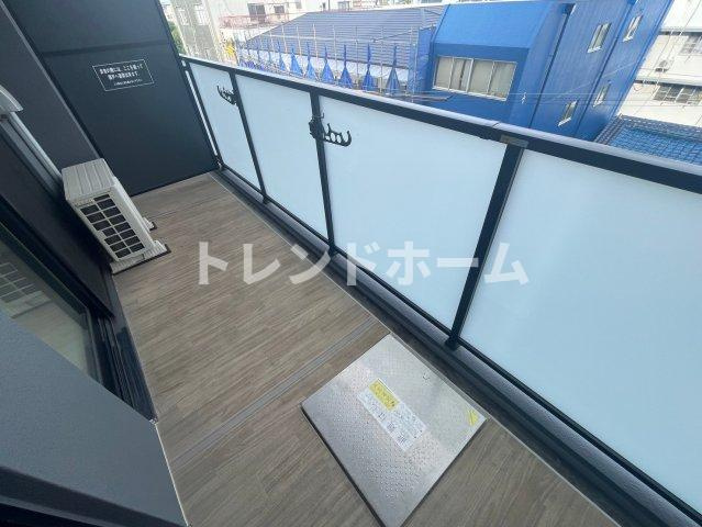 esteOeste難波元町のバルコニー|選べる家電プランあり！！