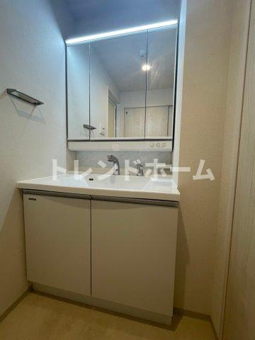 esteOeste難波元町の独立洗面台|選べる家電プランあり！！