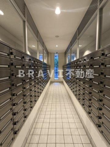 ファインシティ大阪城公園 BRAVI不動産のその他共用部分|居間です