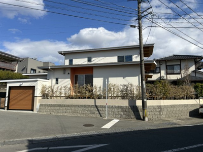 【前面道路含む現地写真】 | 梶尾町温泉団地内、サウナ付き住宅 | 南西角地になり日当たりのいい戸建です！