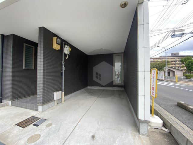 フルジェンテ鴻池の駐車場