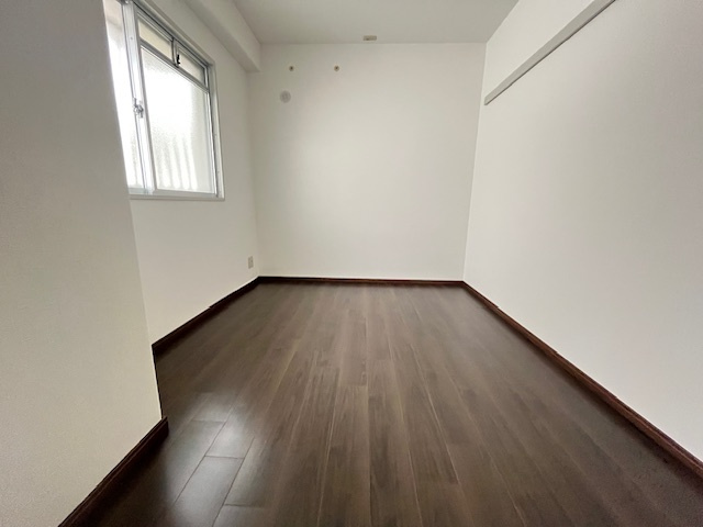 サンロード汐の宮の洋室