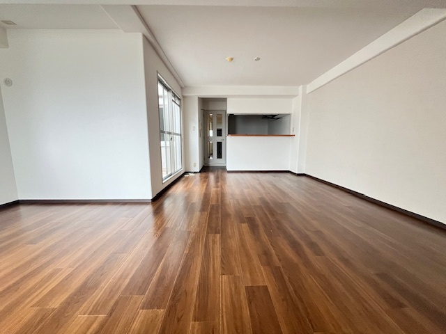 サンロード汐の宮の居間・リビング