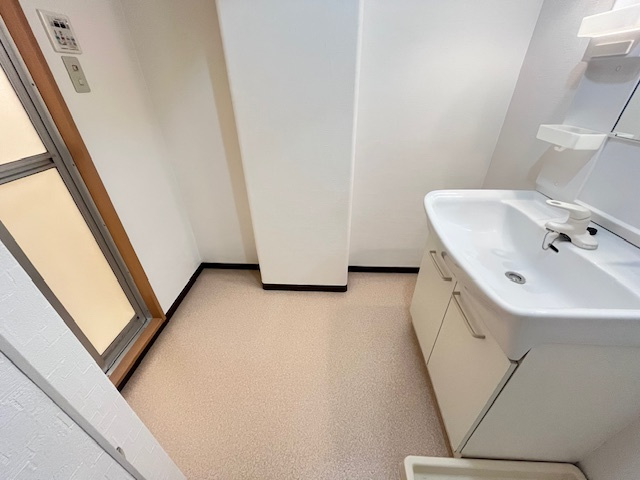 サンロード汐の宮の洗面所