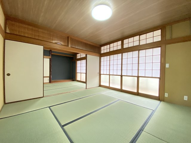 【和室】 | 山鹿市城 | ☆二間続きの日当たりの良い和室☆