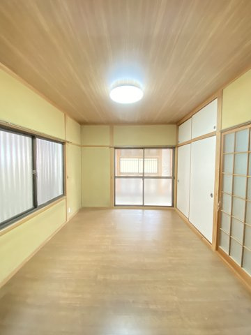 【洋室】 | 山鹿市城 | ☆ダイニング横の6帖洋室☆