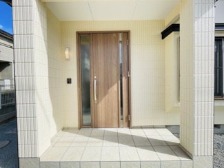 【エントランス】