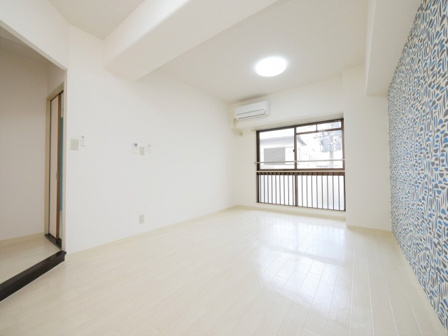 JMRレジデンス新大阪の居間・リビング