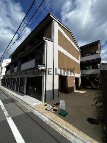 エルベコート東寺の外観