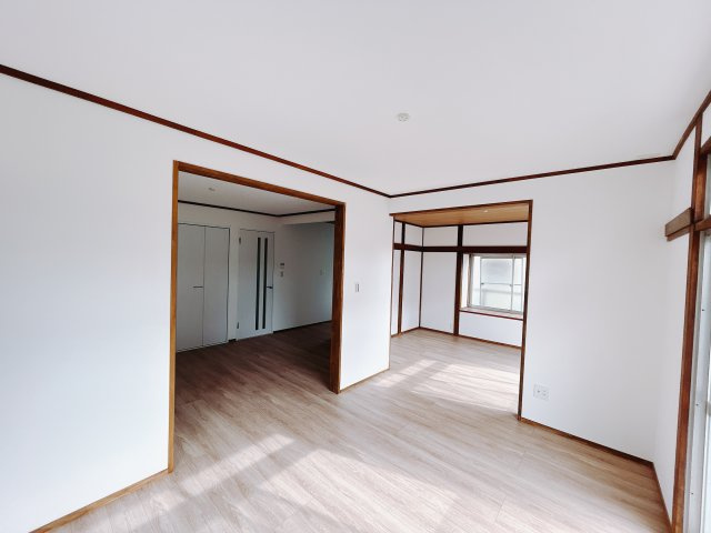 【中古戸建】高崎市新町の居間・リビング|■リビング