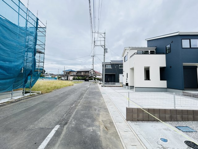 新築　渋川市石原第3　クリエートの家　1号棟の前面道路含む現地写真|現地写真　西側道路　約6.5ｍ