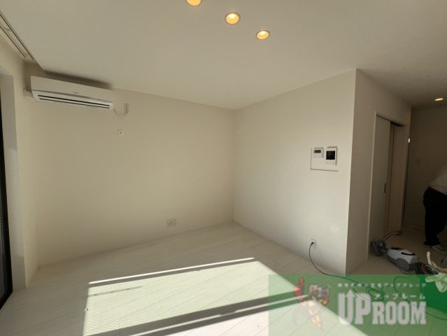 MORIYAMA HILLSの洋室