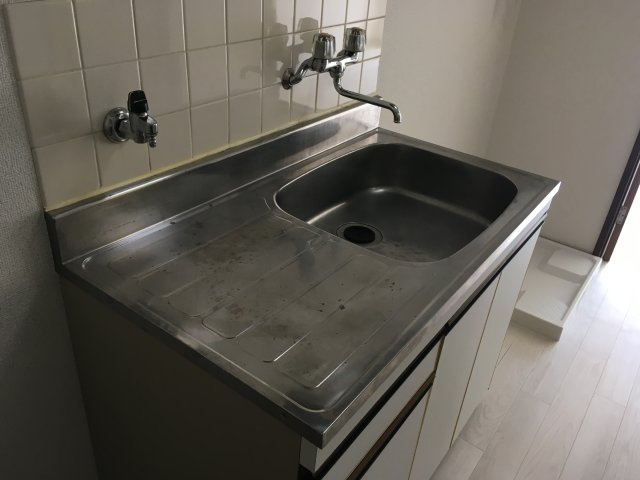 キッチンには１口のガスコンロを置くことが出来ます♪