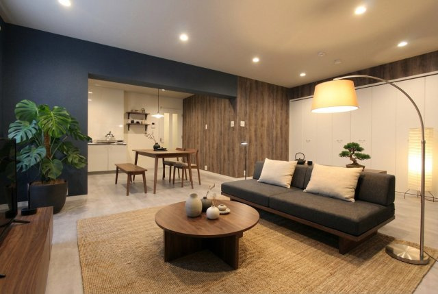 シオン・アイの内装