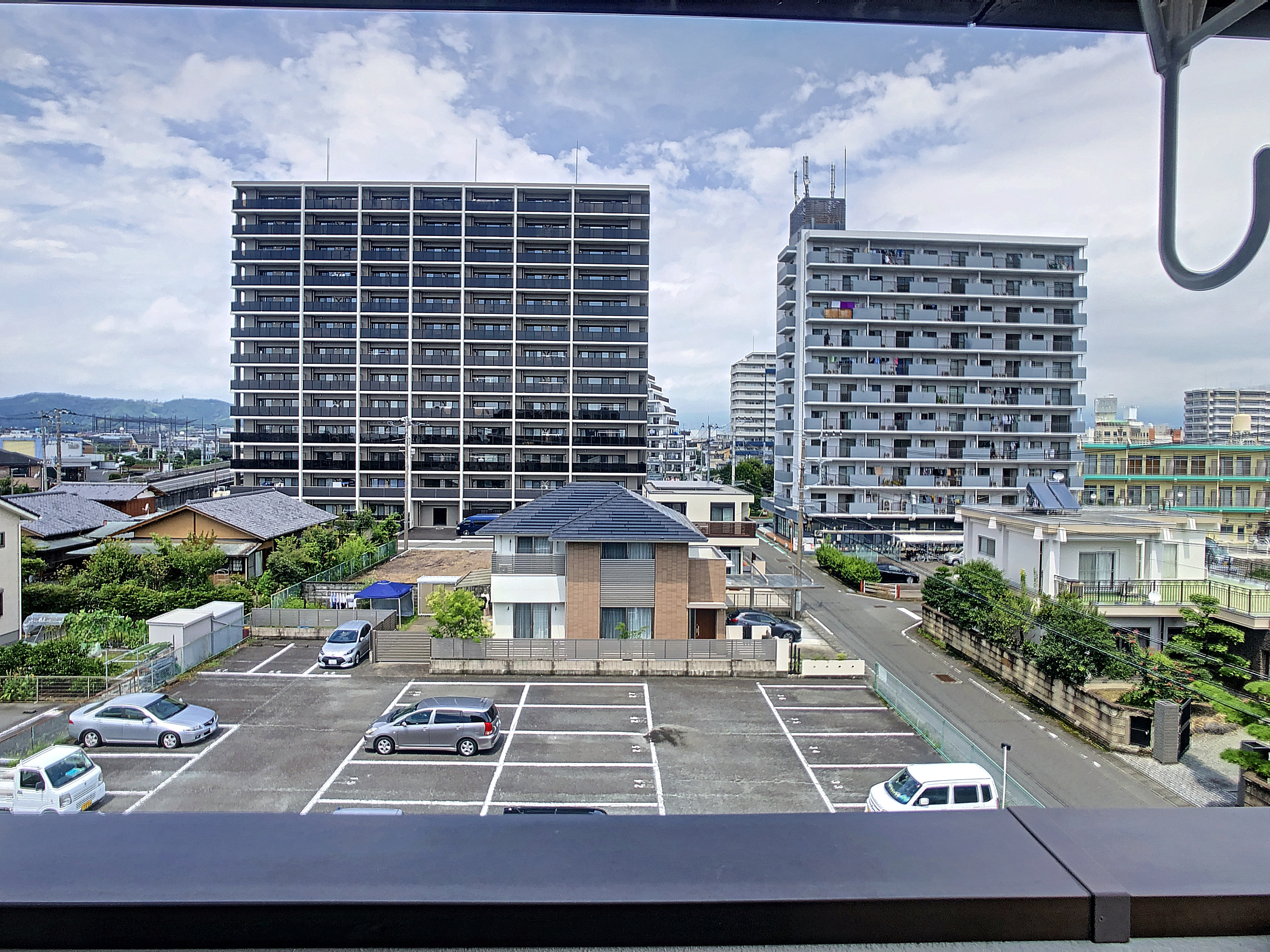 ピーコックマンション405