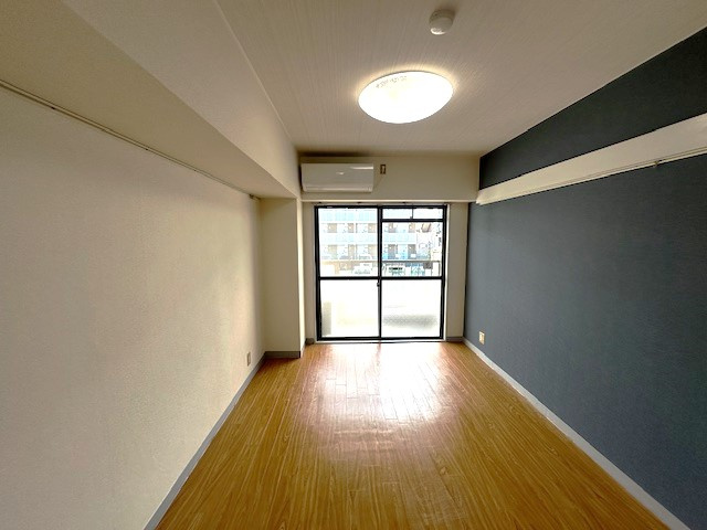 神田ハイツの居間・リビング