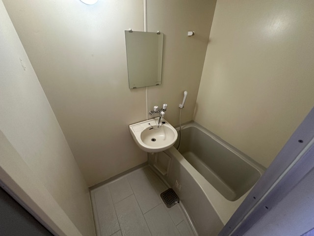 神田ハイツの浴室