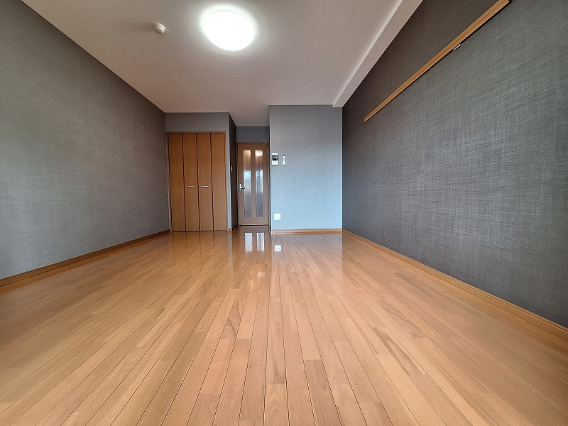 ラテール北戸田302