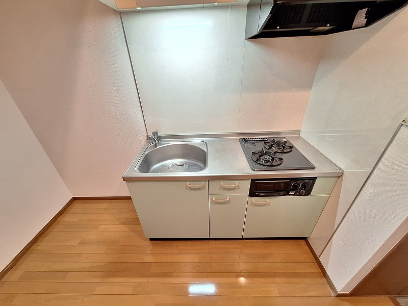 ラテール北戸田302