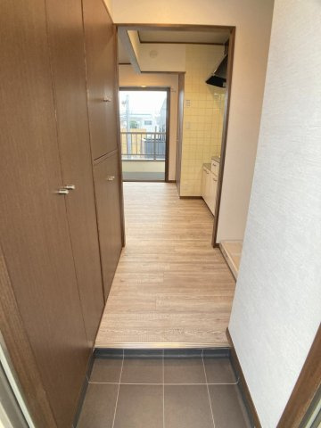 マンションさくらⅡの玄関