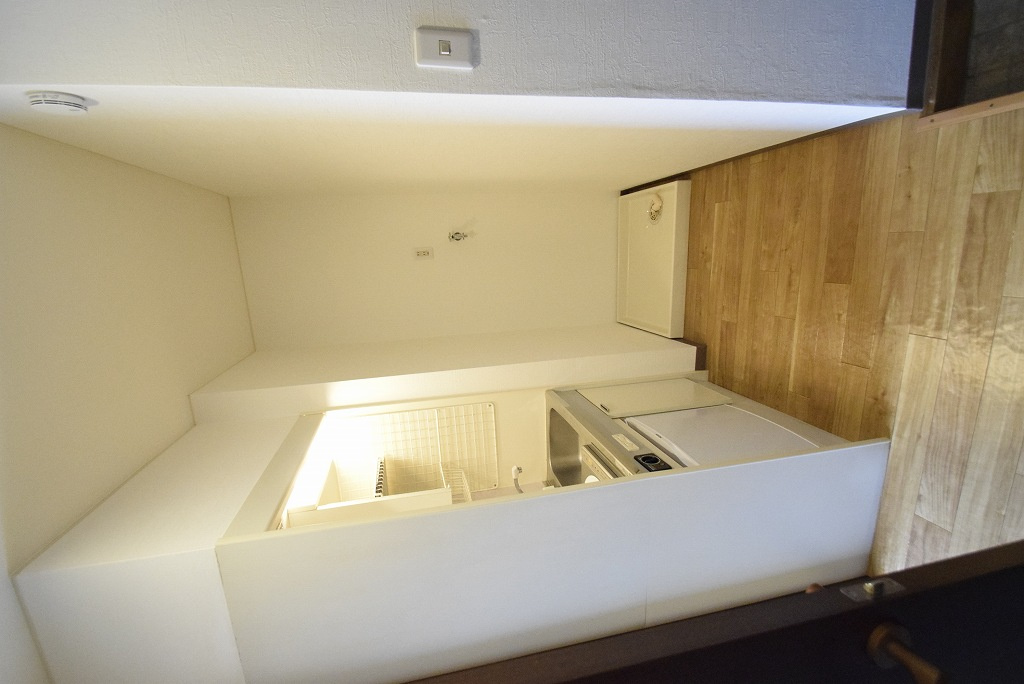 セピアコート305