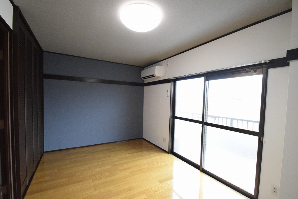 セピアコート305