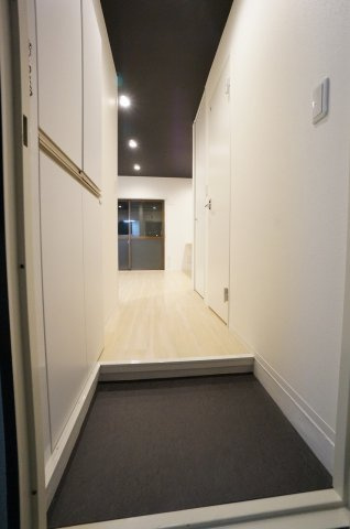 第２峰岸マンションの玄関
