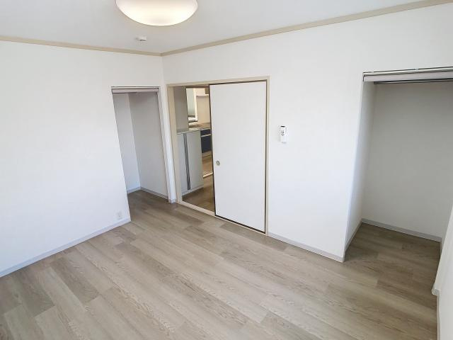 フレグランスピュアの洋室