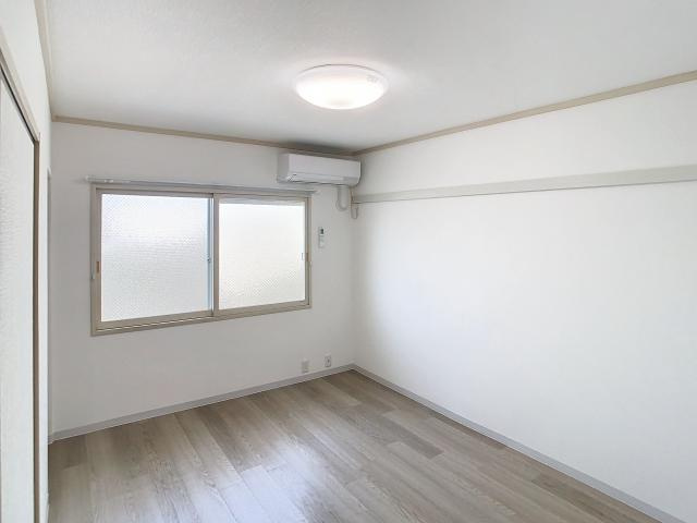 フレグランスピュアの洋室