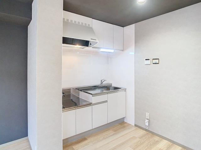 ファミーユロージェBのキッチン