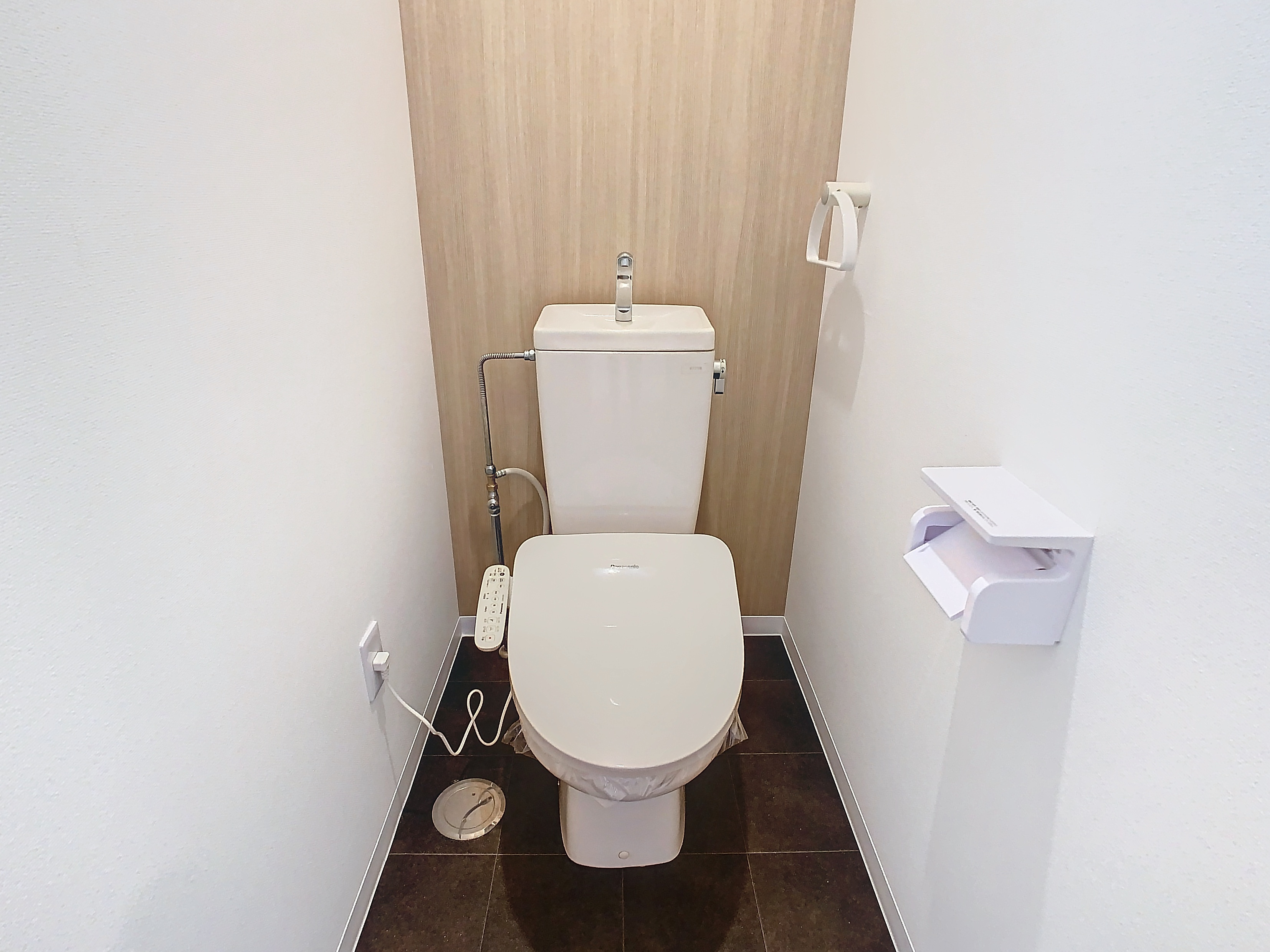 サウスコートいせき