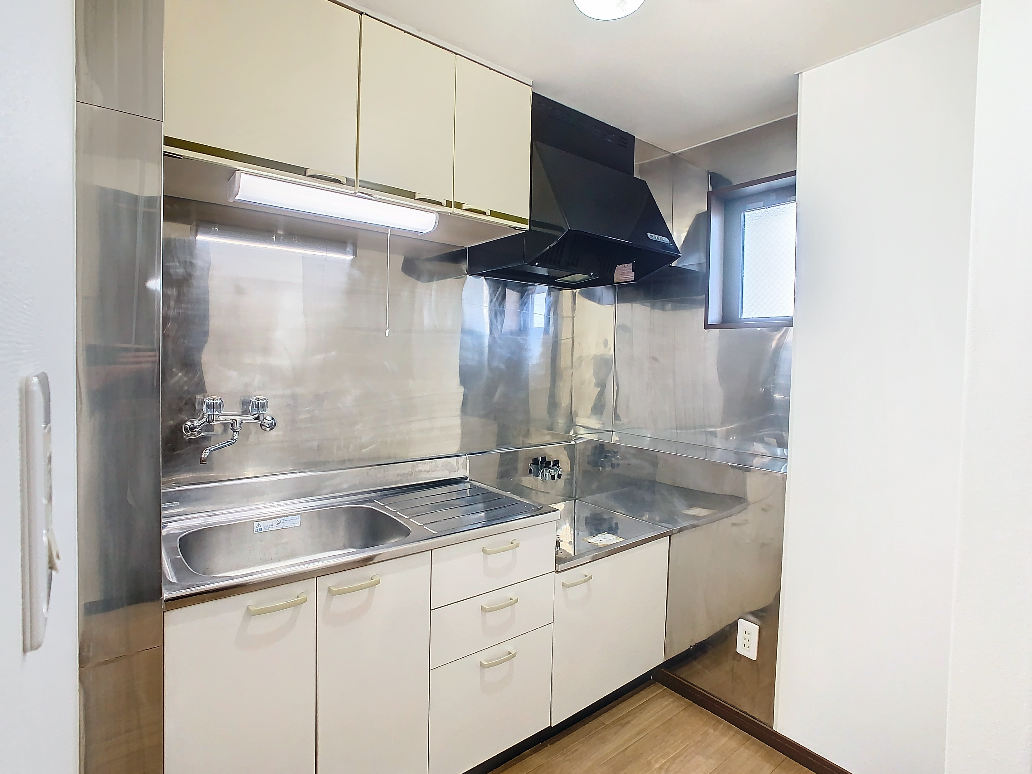 ブライトネスハウス