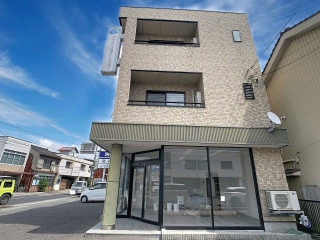 ハイツエステートの外観