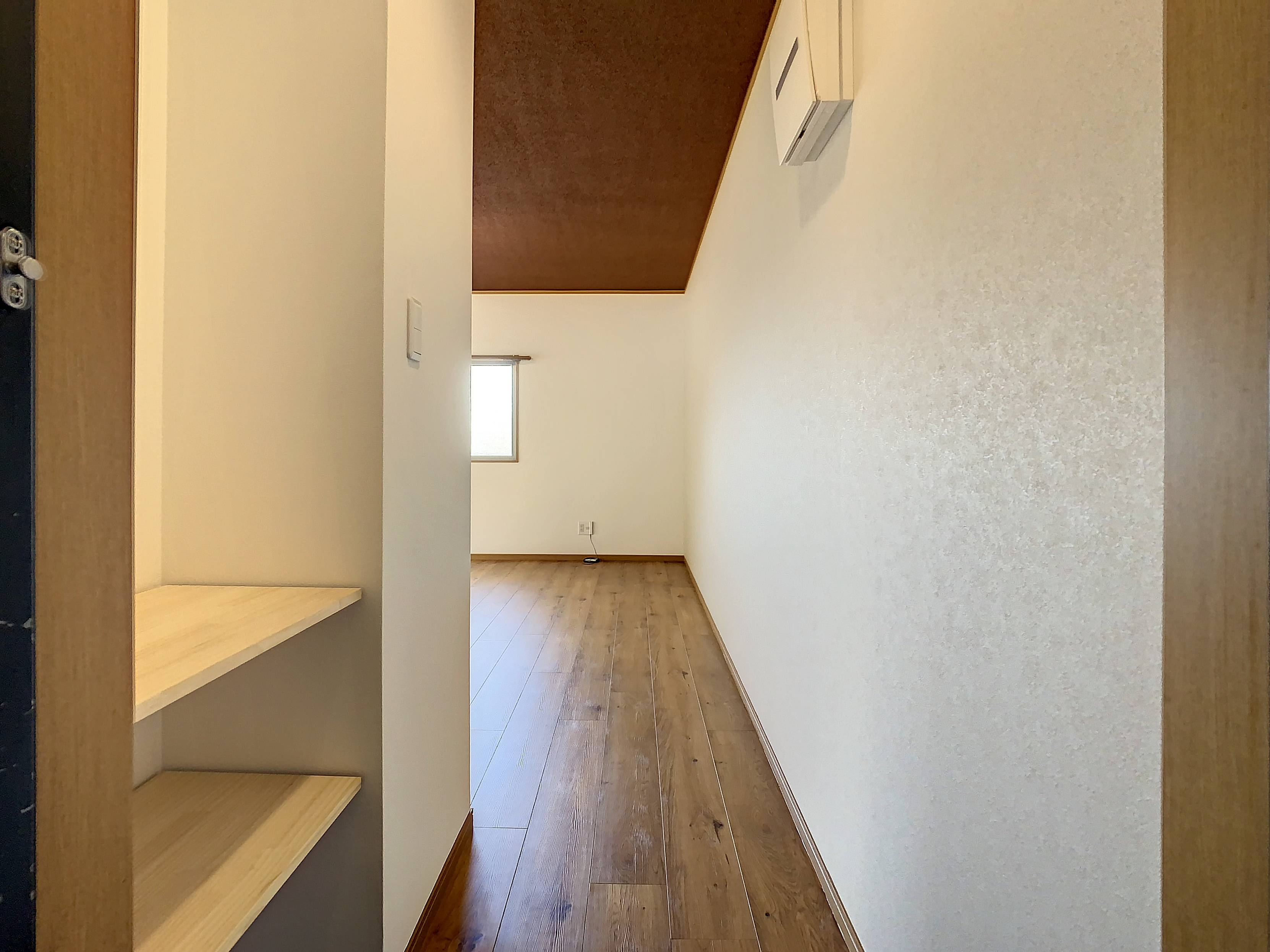 オークヒルズの玄関